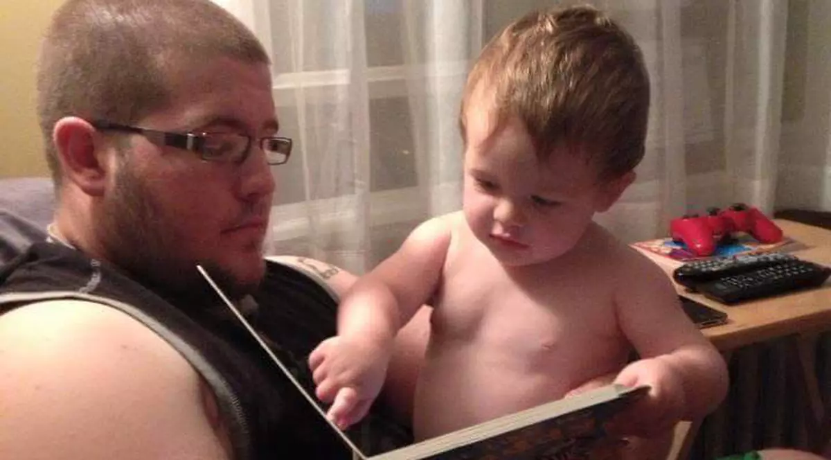 Lecție de viață! A slăbit 80 de kilograme după ce doctorii i-au spus că ar putea să moară înainte să împlinească 30 de ani. Cum arată acum