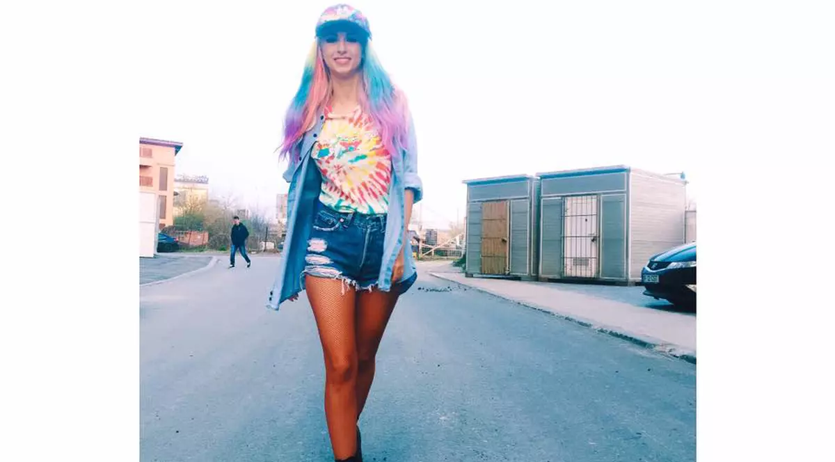 A vrut să le facă o surpriză, dar fanii au taxat-o pe Andreea Bălan! "Te-ai făcut curcubeu"