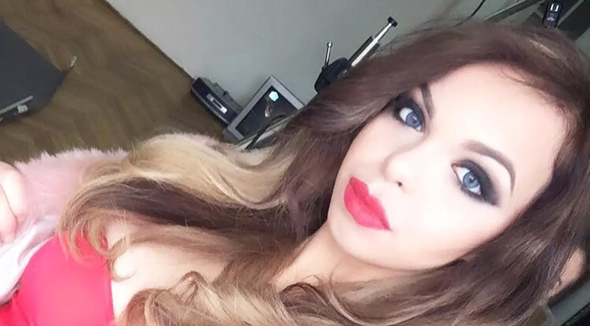 Barbie de România, pe patul de spital! În curând va intra în operaţie