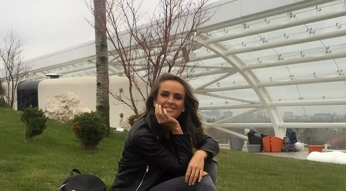 Diana Munteanu, complet nemachiată! Le-a arătat tuturor cum arată când se trezeşte!