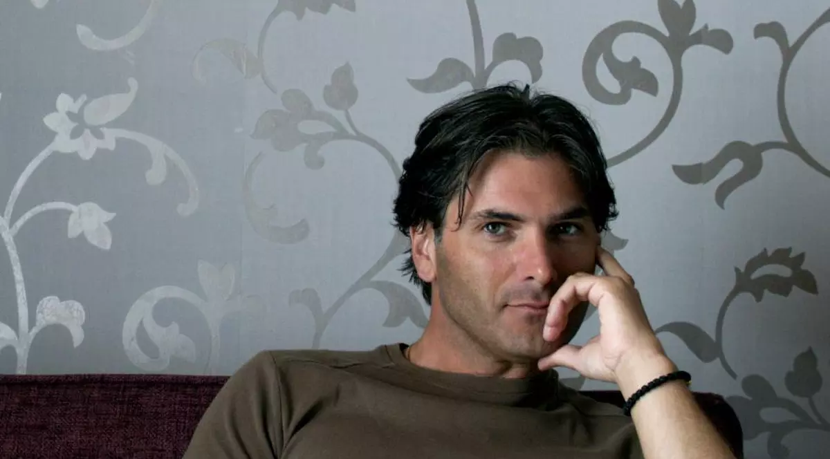 Mircea Radu a răbufnit! Sare la gâtul bărbaților care se vopsesc