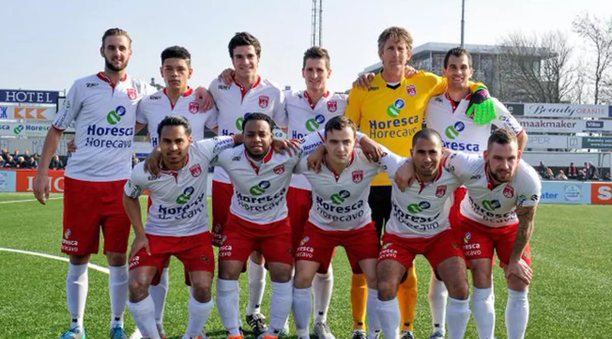 Van der Sar a revenit pe teren la 45 de ani. A apărat un 11 metri și și-a salvat echipa de la eșec