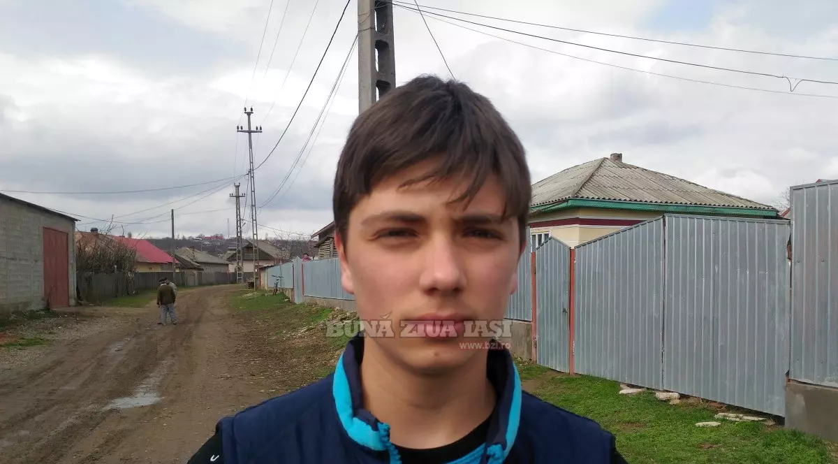 Un elev ieșean a fost lovit și dat cu capul de pereți de tatăl unui coleg. Poliția îl anchetează pe agresor