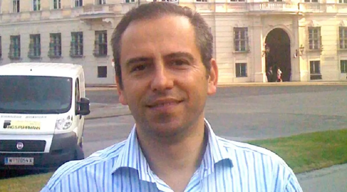 Tatăl fostului prefect de Timiş, jefuit a zecea oară în tramvai!