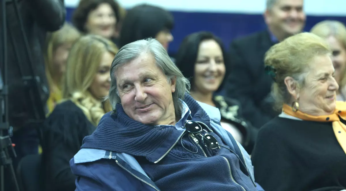 Ilie Năstase e obligat să o convoace pe Sorana Cîrstea în echipa de Fed Cup