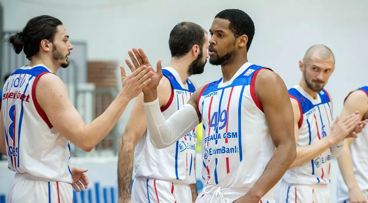 Steaua a învins Dinamo și se va duela cu BC Mureș în semifinalelele Ligii Naționale de baschet. Și Oradea s-a calificat