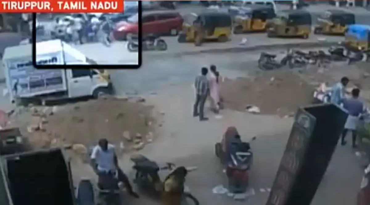 Ucis cu secera pentru că s-a însurat cu o fată dintr-o castă superioară|VIDEO