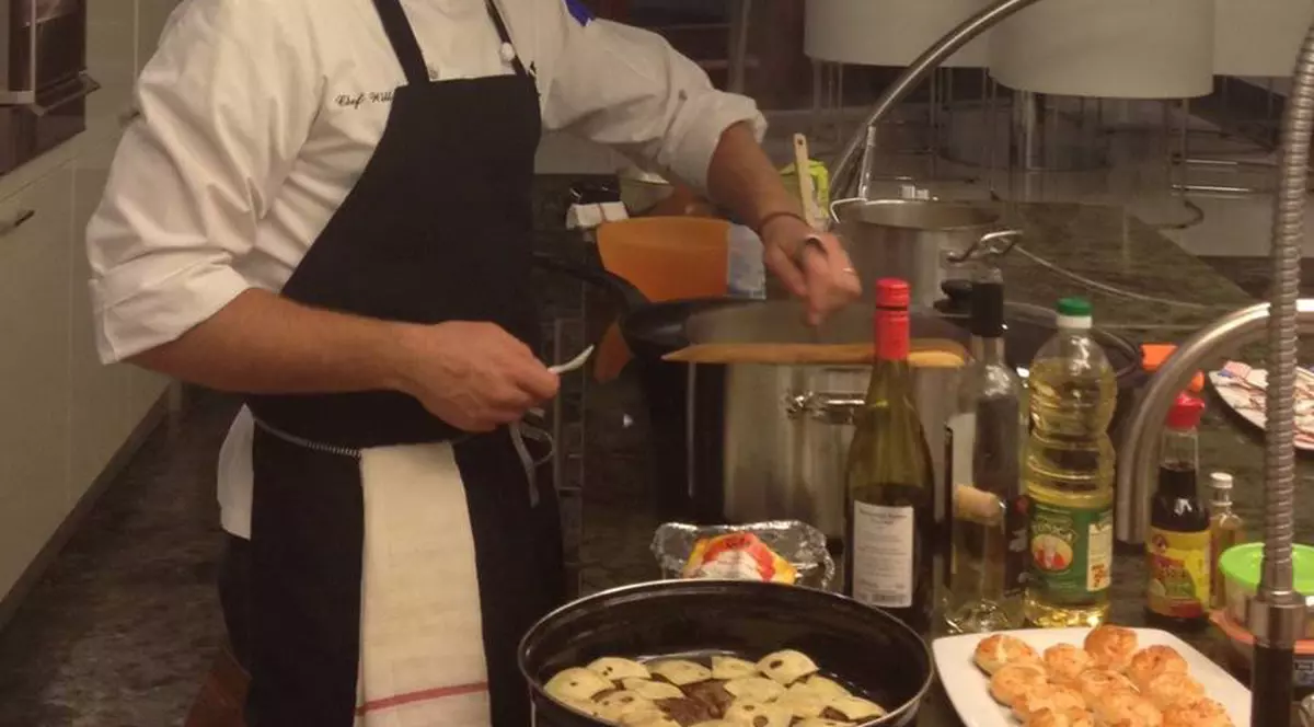 Un american s-a stabilit în Transilvania, atras fiind de gustul unei roşii!