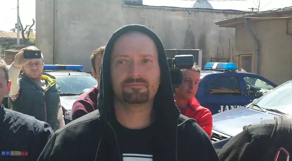 UPDATE: Cheloo, cercetat pentru trafic de droguri | Pus sub control judiciar după 10 ore de audieri