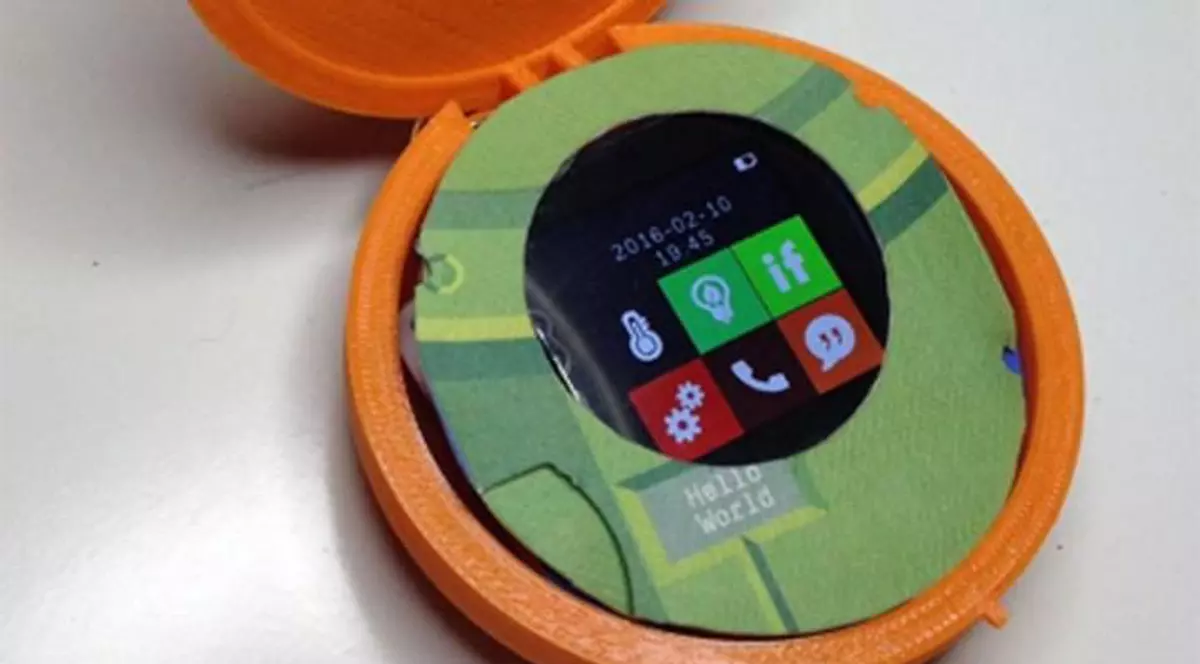 Smartphone-ul pe care toate femeile îl vor îndrăgi. A fost creat special pentru ele | FOTO