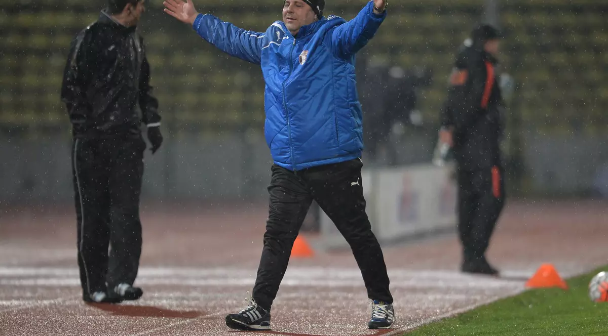 Șumudică: “Meciul cu Steaua e mult mai puțin important decât cel de acasă, cu Tg. Mureș!”