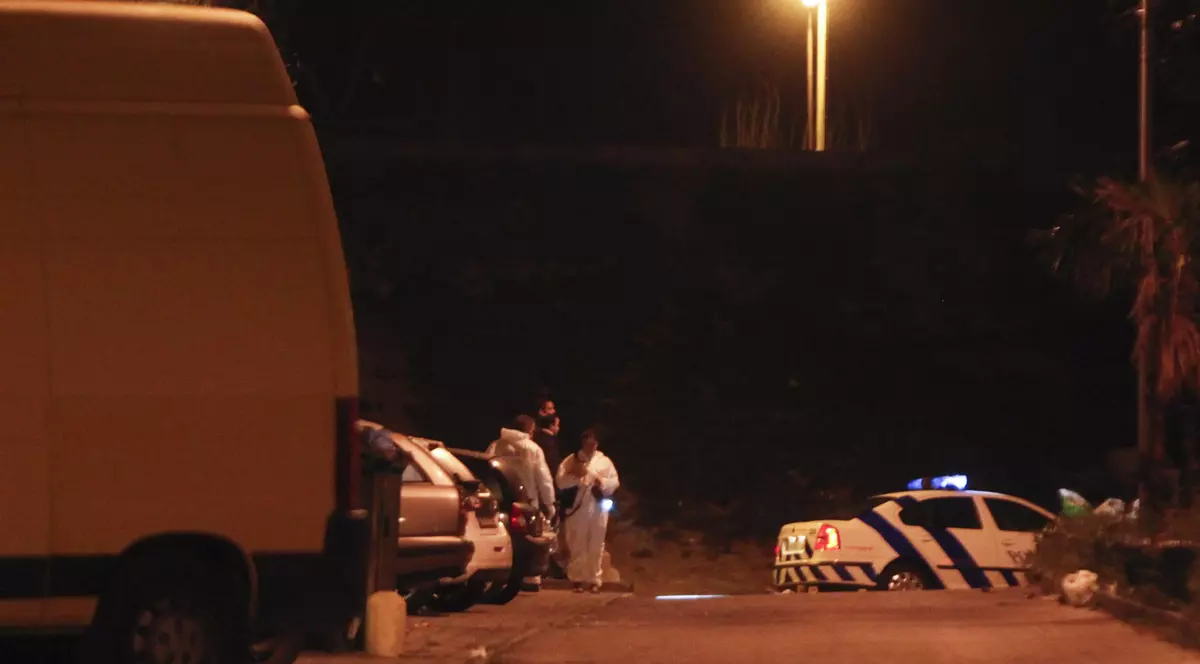 Incident armat într-un cartier celebru din Lisabona! Două femei și trei polițiști au fost răniți