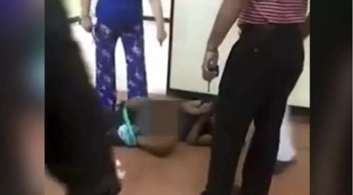 Ce a pățit un pedofil care a vrut să abuzeze de o fată? Tatăl acesteia era în apropiere / VIDEO