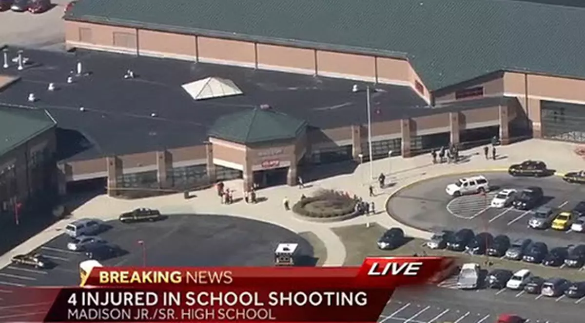 Atac armat într-o școală din Ohio! Un puști de 14 ani a deschis focul la întâmplare