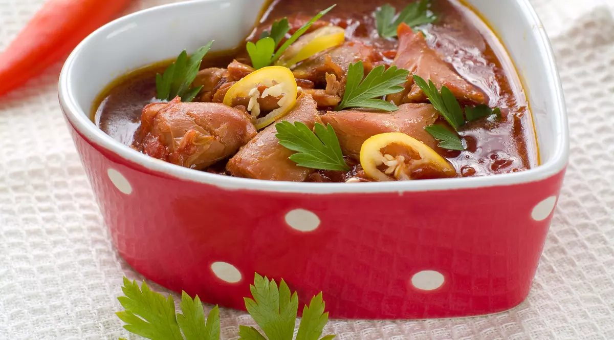 Libertatea te ajută să găteşti ieftin şi bun. Tocăniţă de inimi şi pipote cu doar 9,5 lei