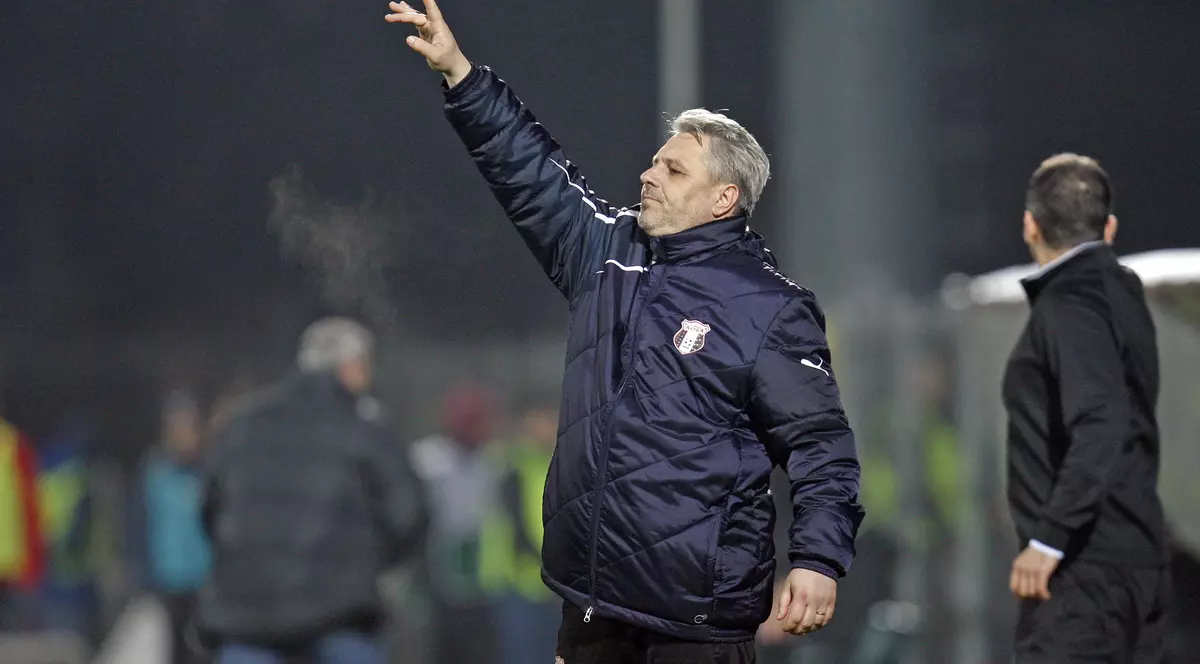 Ofertă-nebună: ”Îl aștept pe Mutu la Astra. Cu Șumudică antrenor, Mutu va crește foarte mult!”