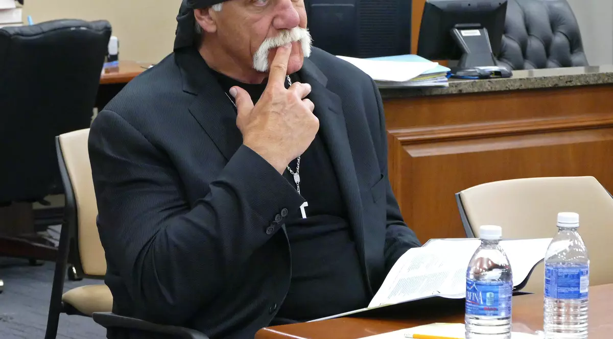 Site-ul Gawker a ajuns la o înțelegere cu Hulk Hogan. Îi va plăti despăgubiri de 31 de milioane de dolari
