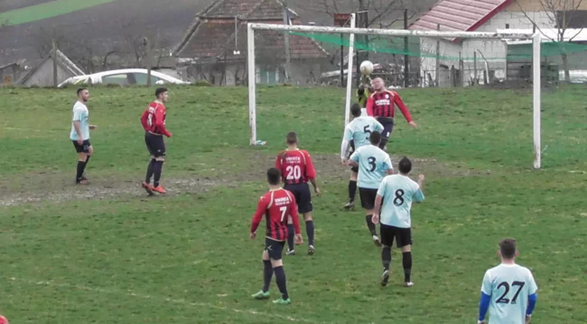 Circ la un meci din liga a patra Cluj! A fost validat un gol fantomă! Cum a reacționat echipa furată/ VIDEO