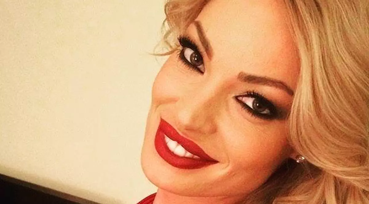 Cadoul ciudat primit de Valentina Pelinel de Moș Nicolae i-a amuzat pe fanii acesteia. Spre deosebire de alte vedete, care au primit dulciuri, așa cum se obișnuiește