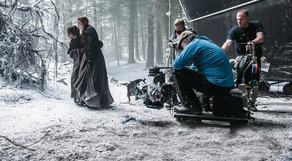 Luni seară, la ora 20.00, la HBO începe  cel de-al şaselea sezon din «Urzeala tronurilor»! Ce s-a mai urzit...  dincolo şi dincoace  de zid?