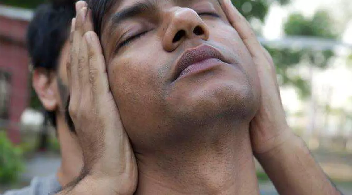 Un angajat al ambasadei Statelor Unite din Bangladesh a fost înjunghiat mortal în oraşul Dhaka!