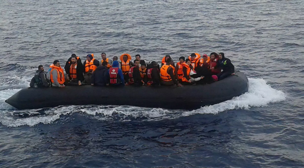 adolescente nigeriene găsite moarte în Marea Mediterană