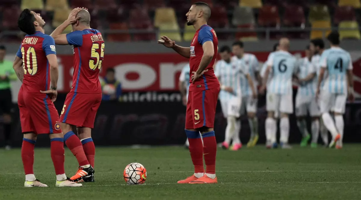 Jucătorii de la Steaua, în blocaj psihic: ”N-au limpezime la «bibilică», nu știu pe ce lume trăiesc!”