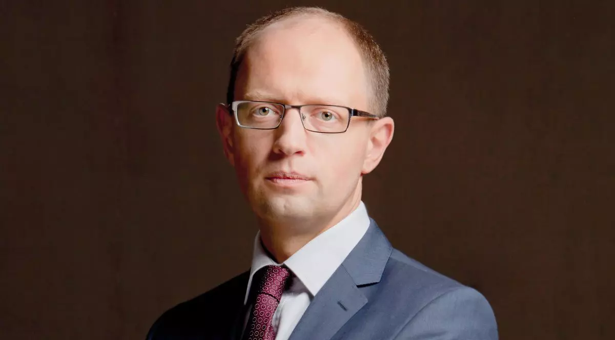 Premierul Ucrainei, Arseni Iațeniuk, și-a dat demisia din cauza presiunilor