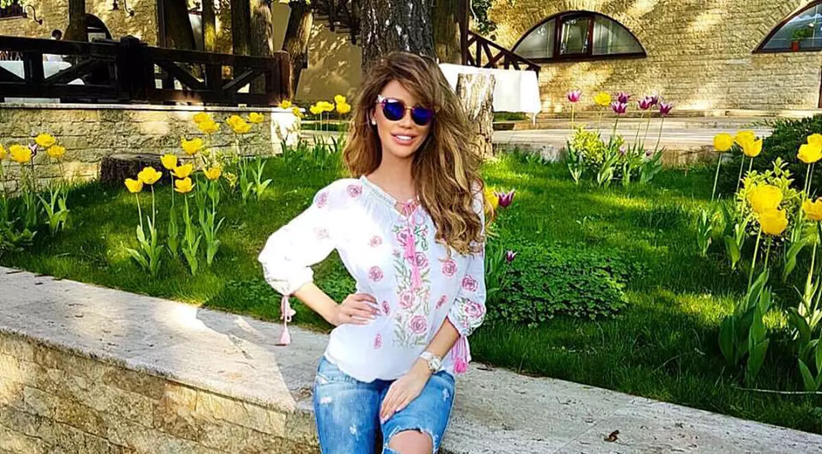 Bianca Drăguşanu şi-a arătat în sfârşit burta de gravidă! "Na, poftim!"