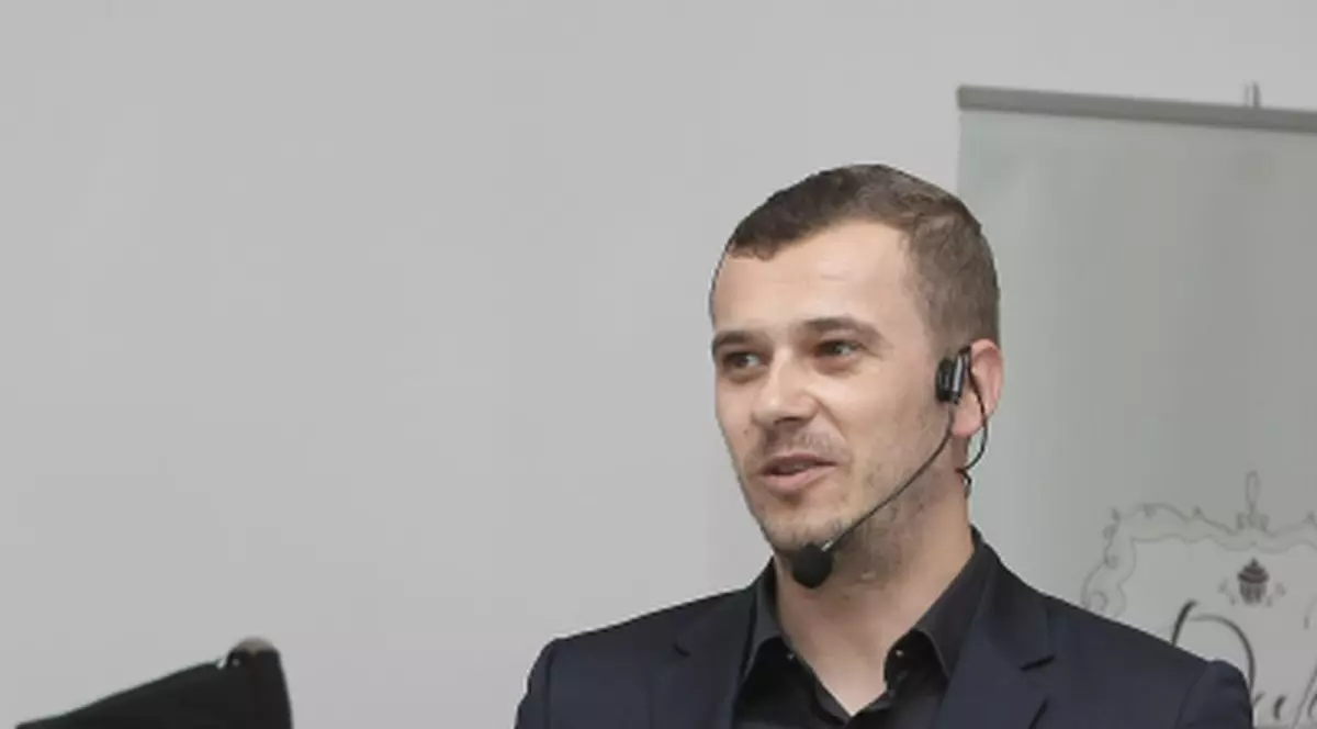 EXCLUSIV/ Ce pune la cale un fost prezentator TV la doi ani de la retragerea de pe micul ecran