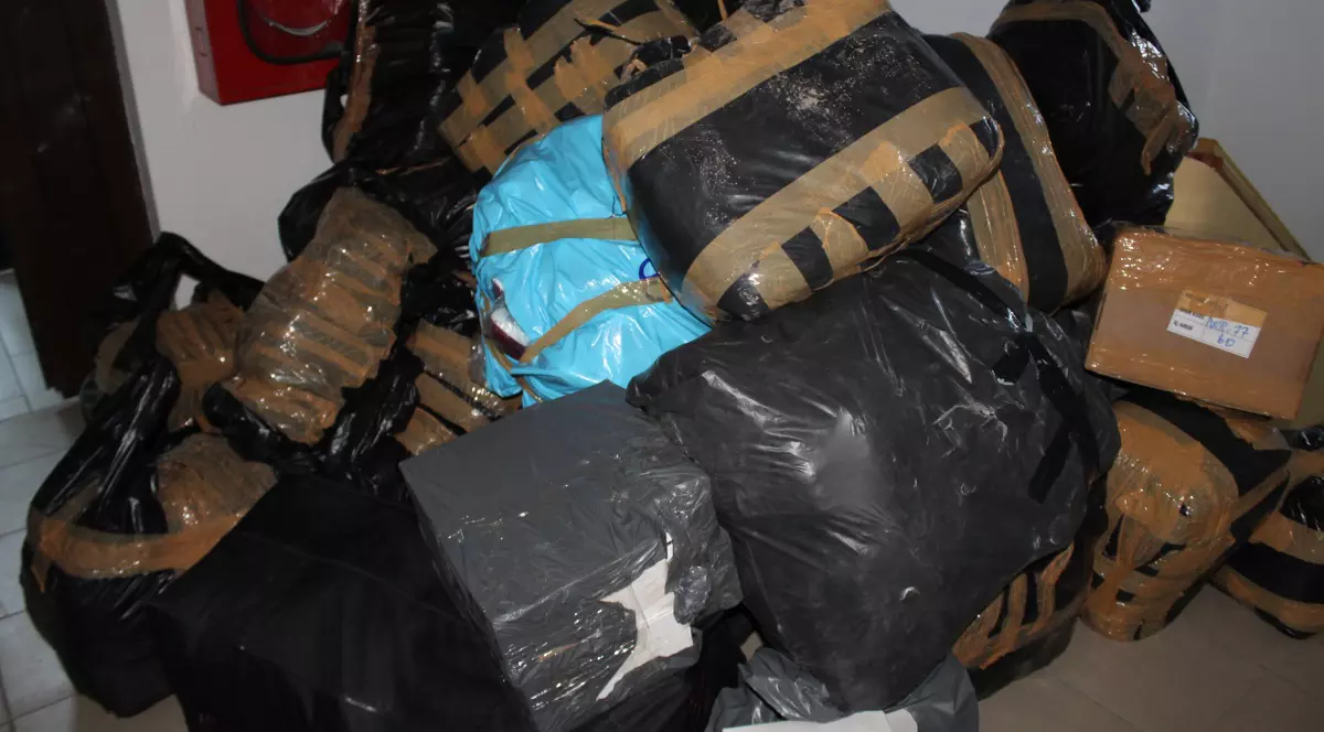 Și traficanții se pregătesc de sărbătorile pascale cu teniși, parfumuri și treninguri de contrabandă