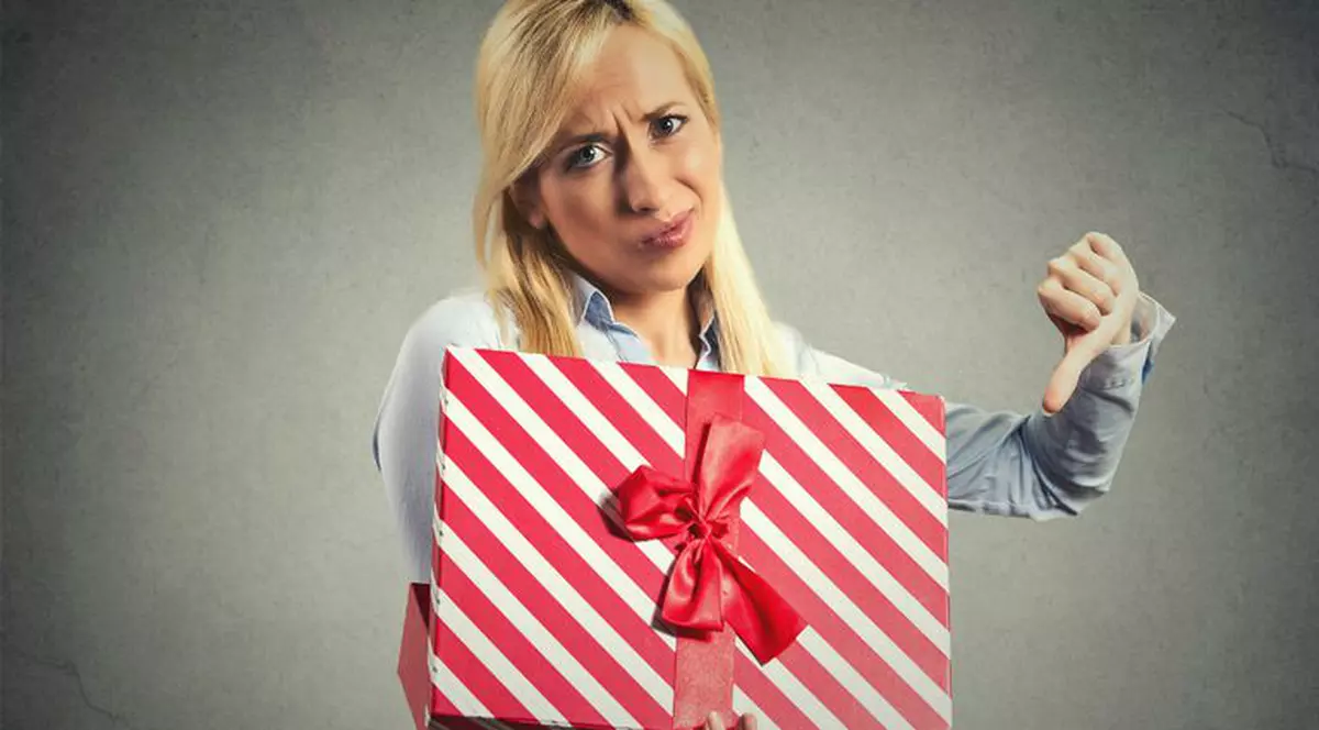 Ce cadouri sa nu faci niciodată – semnificațiile negative din spatele artei de a dărui