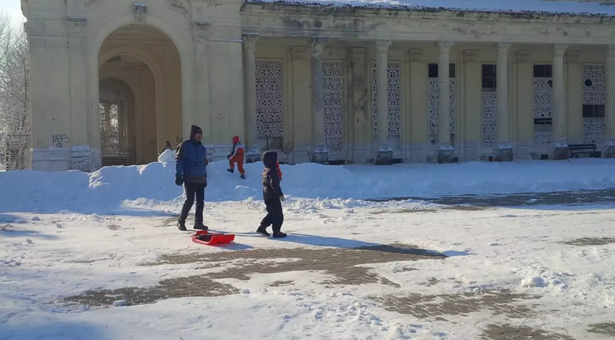 Vești bune pentru bucureșteni! Mai au un teatru de vară