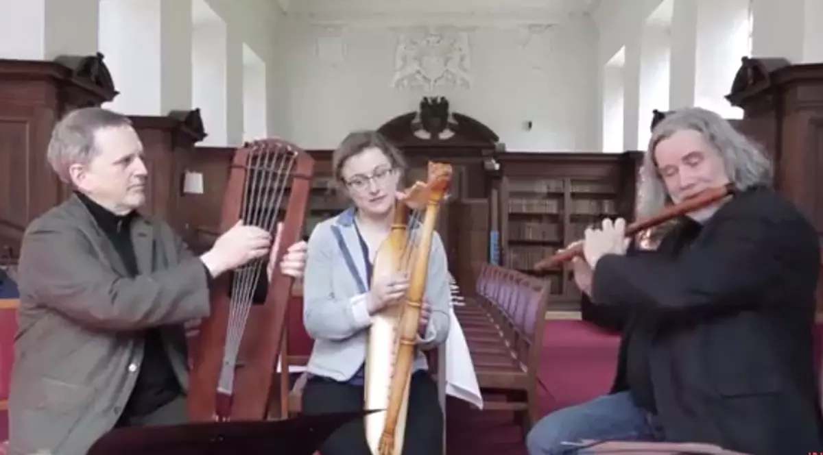O melodie din Evul Mediu, cântată din nou după 1.000 de ani. Cum sună piesa | VIDEO