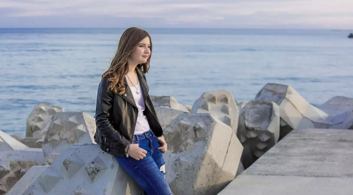 O puștoaică din România va face o piesă cu starul internațional Nyanda!