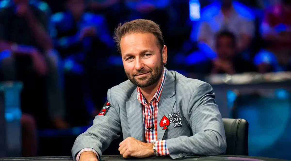 Cel mai invidiat român de pe fața pământului, Daniel Negreanu, vine în România să ne învețe cum să facem bani