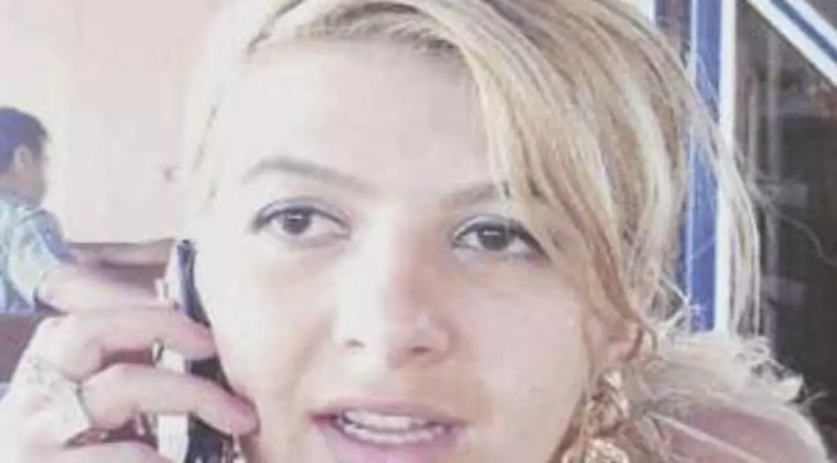 O tânără din Topoloveni plecată la Bucureşti cu iubitul a dispărut!