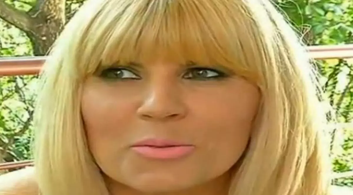 Elena Udrea aşteaptă cu nerăbdare Paştele: "E perioada mea preferată. Mănânc foarte multe ouă roşii"