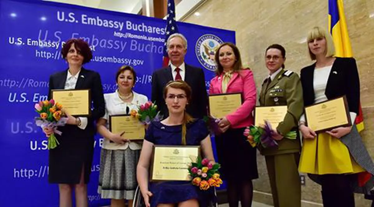 Şase românce curajoase, premiate de Ambasada SUA la Bucureşti