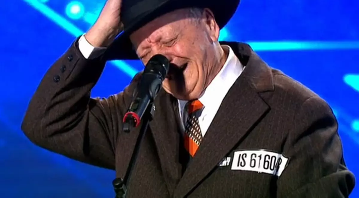 A ridicat sala în picioare! Cu ce talent a impresionat acest bătrânel pe scena "Românii au talent"
