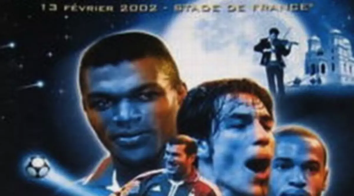 Istoricul jignirilor aduce de francezi: ”Feriți-vă de hoții de bagaje români din trenuri”, ”minunile țiganilor din România la CM 1994”, ”ciocnirea dintre culturi cu țiganii virtuoși”