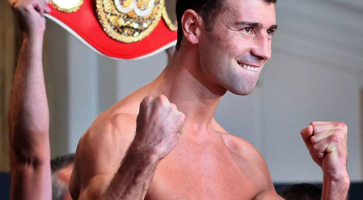 Lucian Bute a trecut cântarul oficial pentru meciul cu Badou Jack / VIDEO