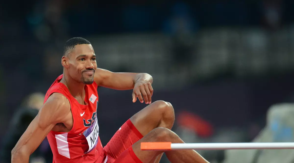 Dramă în sportul mondial! Un atlet a rămas paralizat, după un ”salt mortal”! GALERIE FOTO