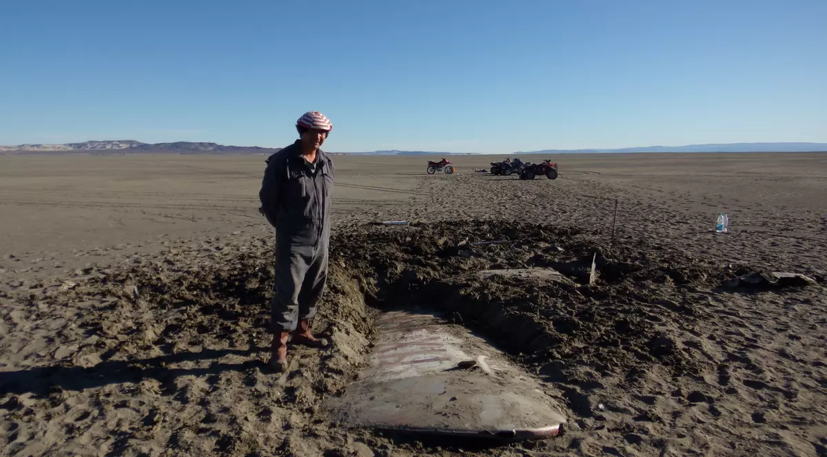 Epava unui avion cu patru schelete la bord a fost descoperit pe fundul unui lac din Argentina care a secat după 50 de ani de la accident