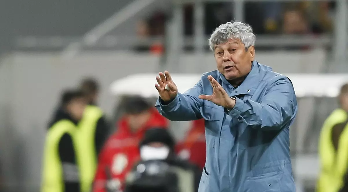 Mircea Lucescu, după 2-2 cu Sevilla: ”Prima repriză ar fi trebuit să se termine cu 4-1”. Tehnicianul a lăudat arbitrajul, dar a repezit o jurnalistă / VIDEO