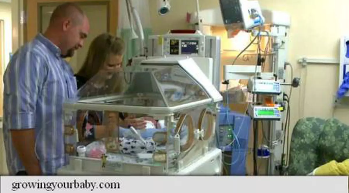 Gemeni născuţi la interval de 38 de zile în Statele Unite! Cum a fost posibil!