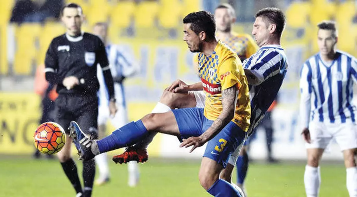 Încă un jucător pleacă de la Petrolul. ”Jerry” Gane riscă să nu mai aibă pe cine folosi