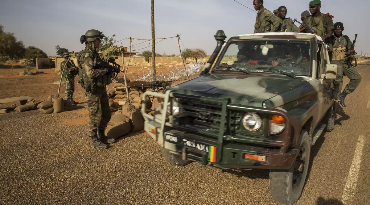 Un militar francez a murit, într-o explozie produsă în Mali