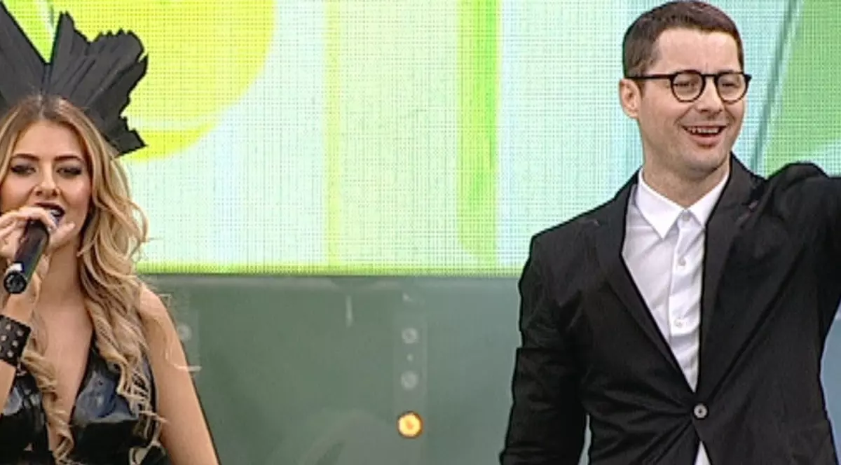 Care este legătura dintre Lidia Buble şi al cincilea copil al lui Adi Sînă! Artista a făcut anunţul în urmă cu puţin timp!