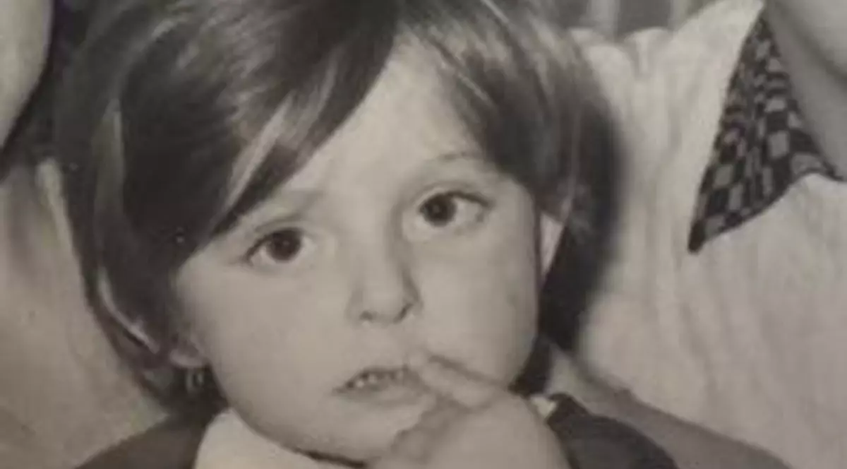 Nici prin cap nu-ți trece cine e! Și ai văzut-o de atâtea ori la TV